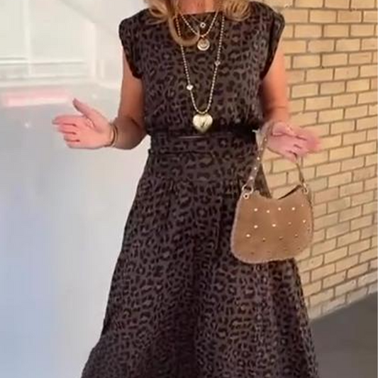 ✈️FREE SHIPPING【💥Final 3-hour Preferential Deal 💥】Women’s Leopard Print Top and Skirt Set